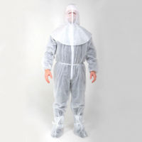 Медицинский защитный костюм белый, не ламинированный (костюм, шлем и бахилы)