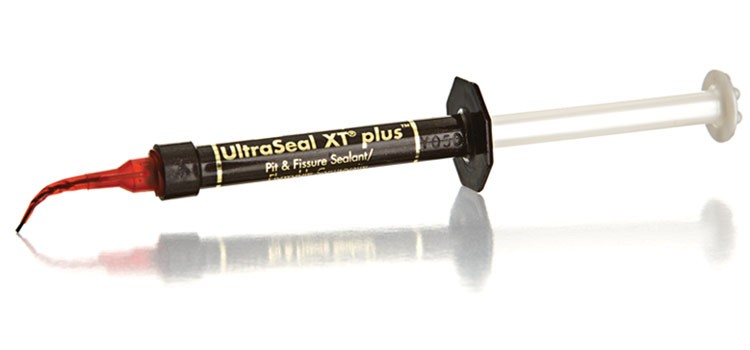 UltraSeal XT Plus, шприц, 1.2г (Ultradent) Гідрофобний герметик для ямок